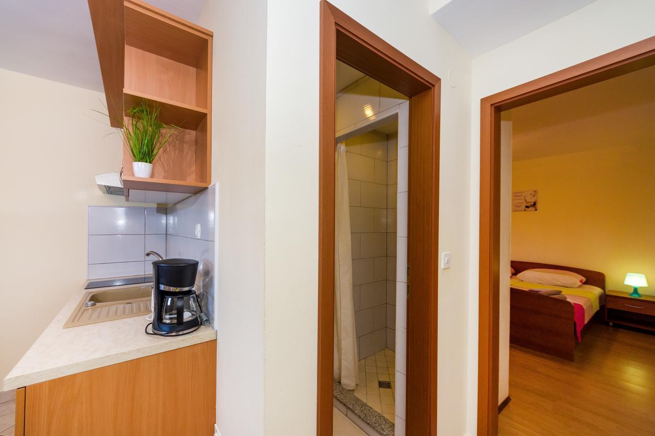 Apartment Nin - Vrsi At The Beach Exterior photo